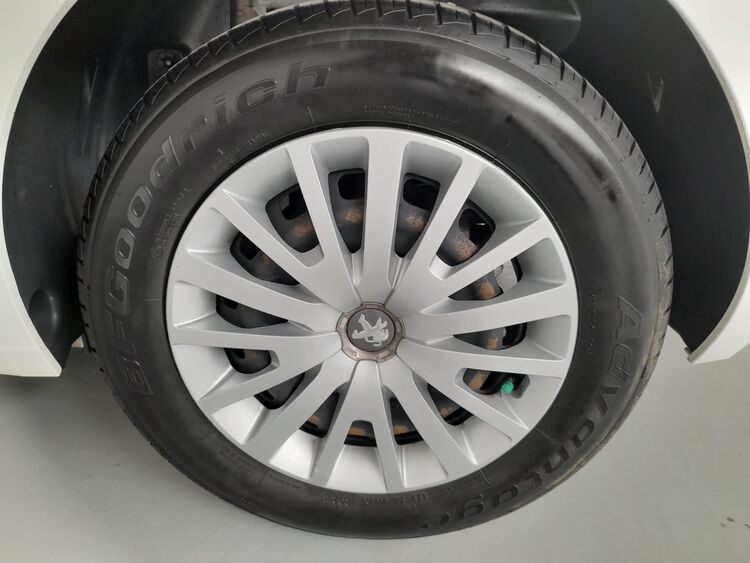 Peugeot 308 1.6 BlueHDi Access foto 21