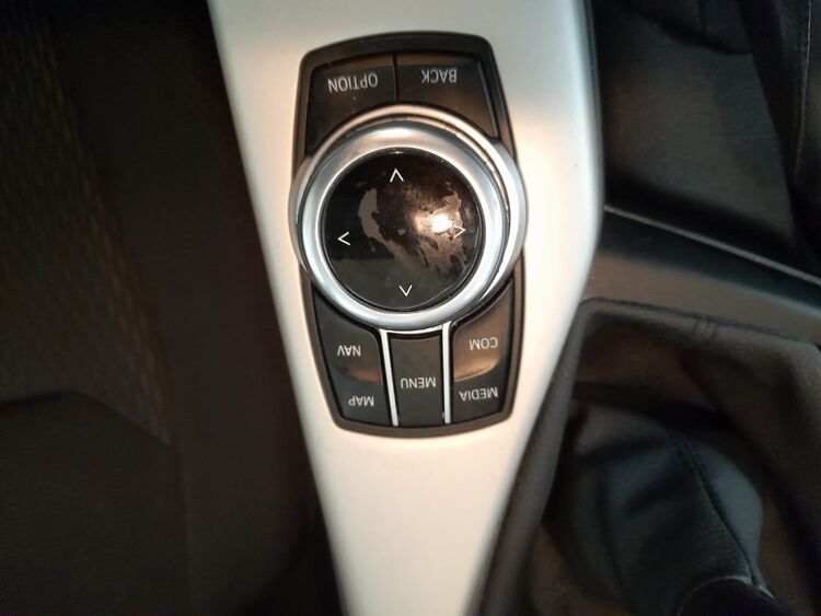 BMW Serie 1 116d foto 17