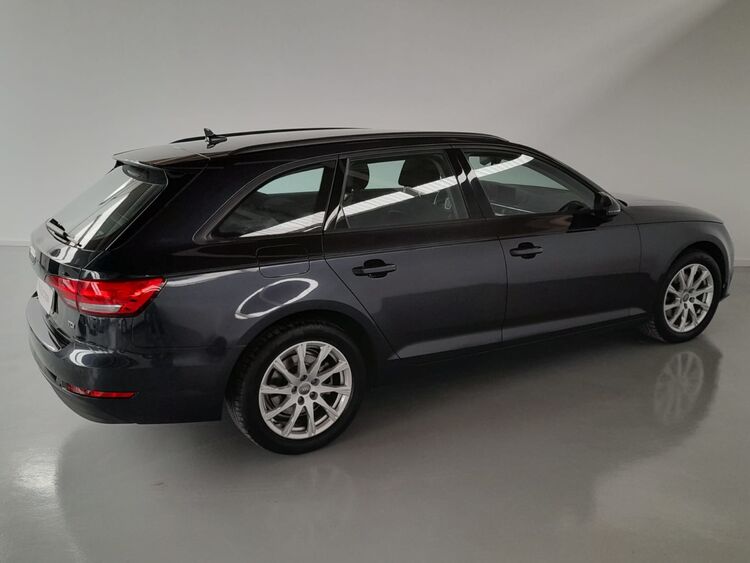 Audi A4 2.0TDI Advanced edition 110kW foto 4